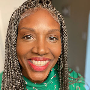 Meet your Posher, Paula